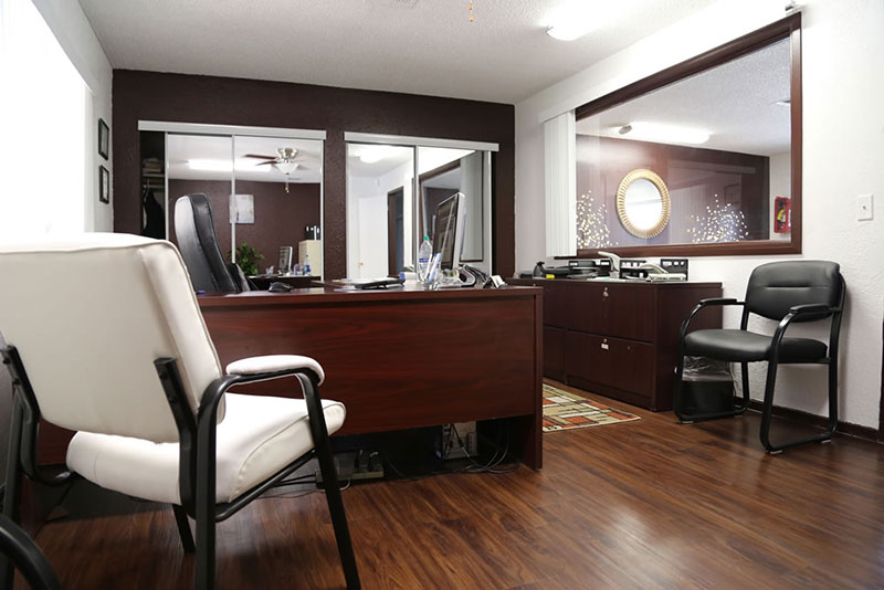 catalina-office2